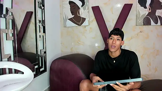 GREEN BOYS online show from 22, 4, 2026