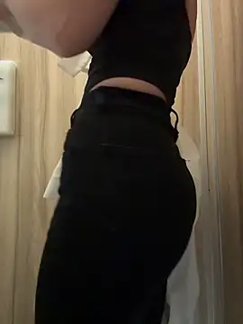 Sexy lissaa online show from 12, 3, 2026