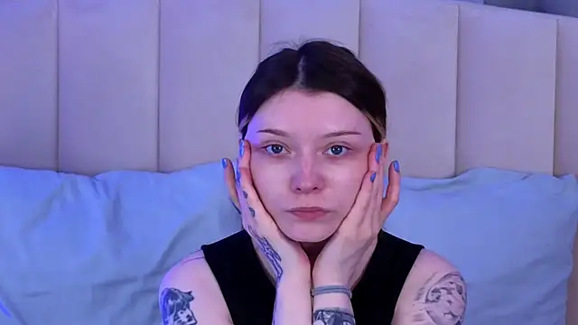AlyssFrost online show from 26, 7, 2026