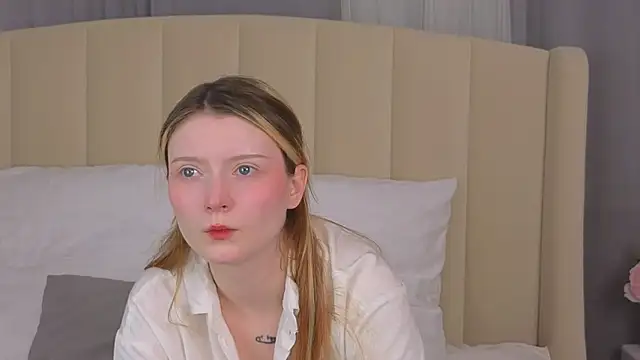 Snapshot of AlyssFrost chatting on 26, 5, 2026 AlyssFrost online show from 26, 5, 2026