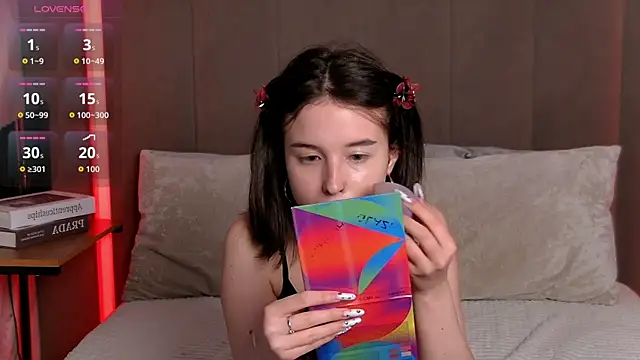 Snapshot of LanaLedger chatting on 10, 7, 2026 LanaLedger online show from 10, 7, 2026