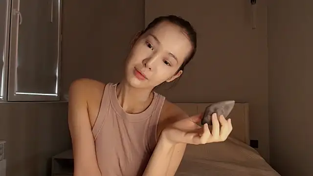 lilly sweeet online show from 24, 2, 2026