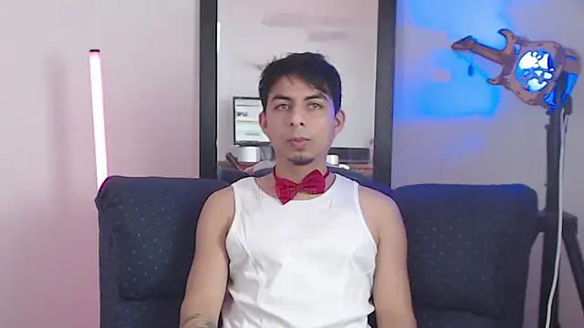 Snapshot of polloCol4U chatting on 8, 5, 2026 polloCol4U online show from 8, 5, 2026