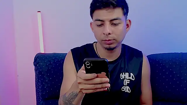 polloCol4U online show from 8, 4, 2026