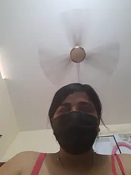Tamil Luckly girl online show from 4, 4, 2026