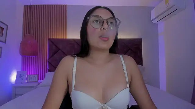 Miss Lexy  online show from 21, 4, 2026