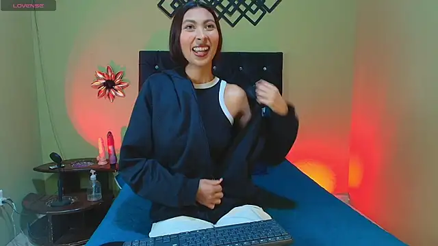 angeldreams15  online show from 15, 4, 2026