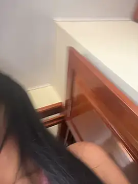 Yirleyll online show from 1, 3, 2026