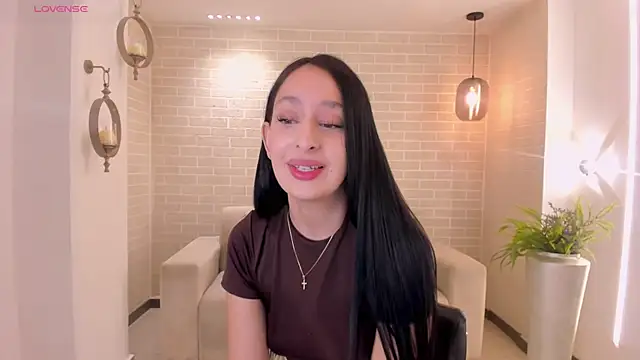 Snapshot of AmaraDivine chatting on 13, 6, 2026 AmaraDivine online show from 13, 6, 2026