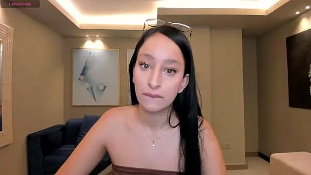 AmaraDivine online show from 3, 3, 2026