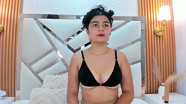  Curly Beauty online show from 17, 2, 2026