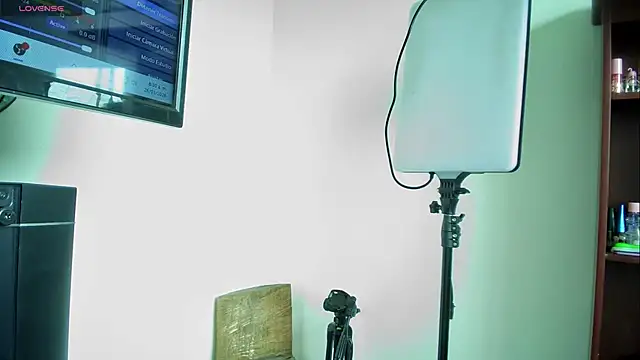 Snapshot of oriana_thomson01 chatting on 26, 5, 2026 oriana thomson01 online show from 26, 5, 2026