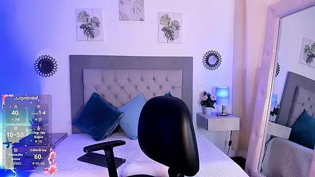 julietha Vega online show from 9, 3, 2026