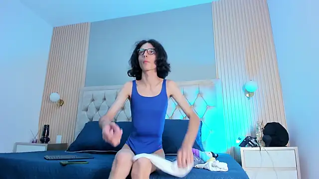 Hxxyro online show from 14, 4, 2026