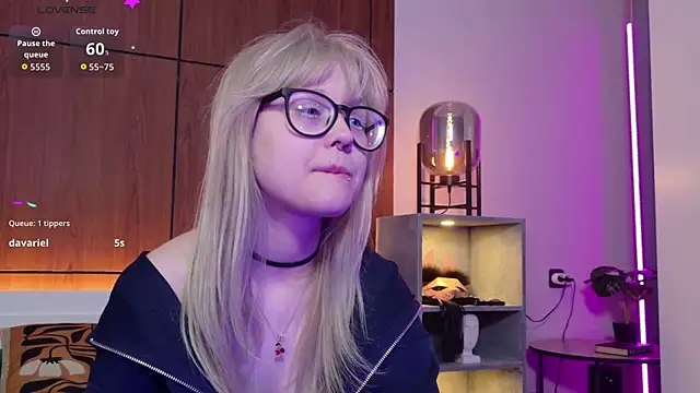 MoliQin online show from 11, 4, 2026