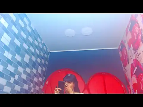 charlottxjuless online show from 19, 2, 2026