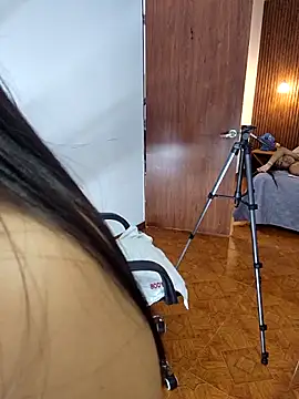 Luna rousse26 online show from 26, 3, 2026