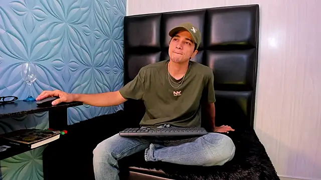 bad boy cum  online show from 22, 2, 2026