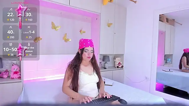 KellyKallahan online show from 23, 2, 2026