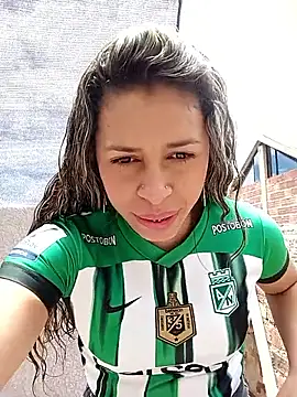kiki milu online show from 12, 5, 2026
