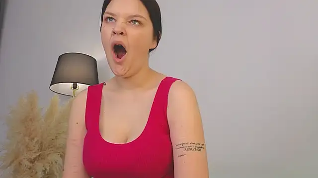 DeliaEffy online show from 22, 2, 2026