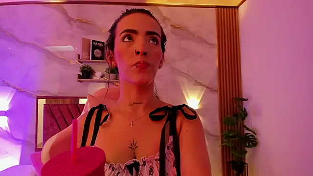 your whore Salome online show from 25, 3, 2026