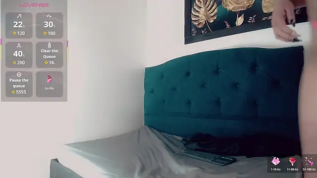 Karlaa Hernandez  online show from 7, 3, 2026