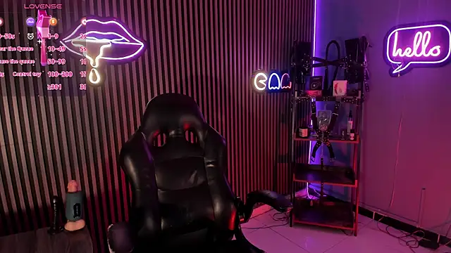 Maximoking26 online show from 13, 4, 2026