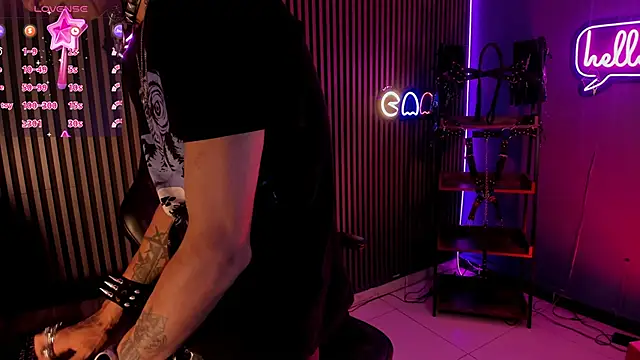 Maximoking26 online show from 12, 4, 2026