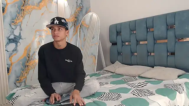 GOLD BOYS online show from 24, 4, 2026