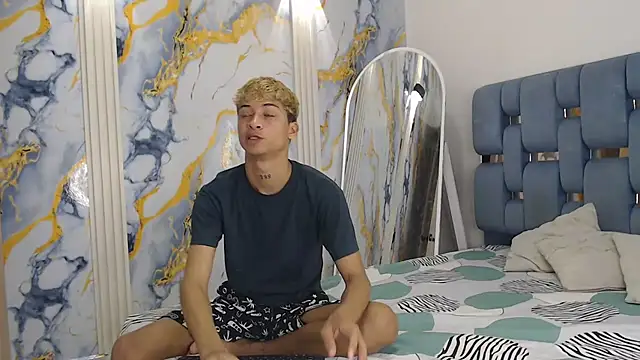 GOLD BOYS online show from 22, 4, 2026