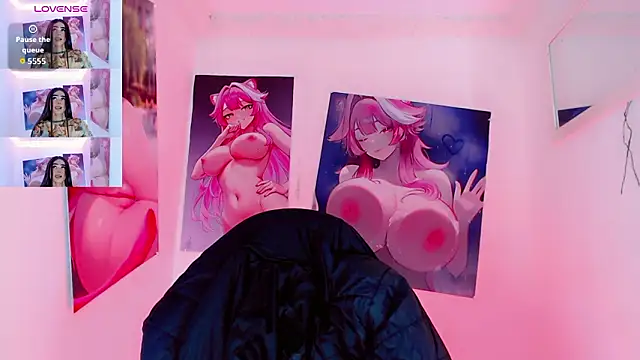 Alisson Secrett  online show from 3, 3, 2026