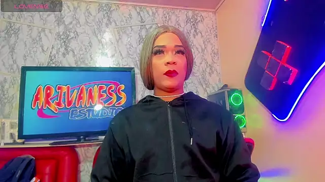 cristal villael  online show from 4, 3, 2026