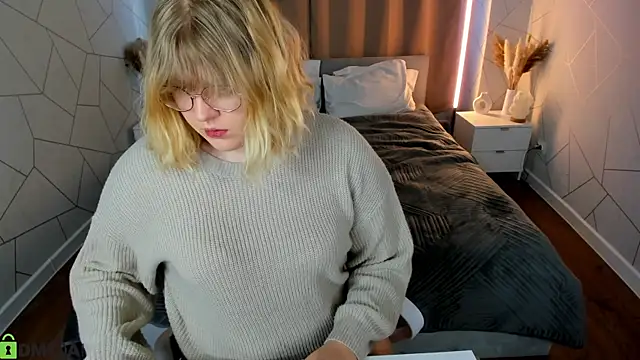 luna c0ra online show from 29, 3, 2026