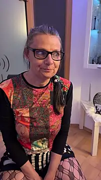 Dance Lady online show from 17, 5, 2026