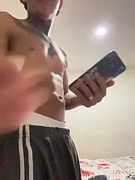 Snapshot of Maxtor_ chatting on 8, 3, 2026 Maxtor online show from 8, 3, 2026