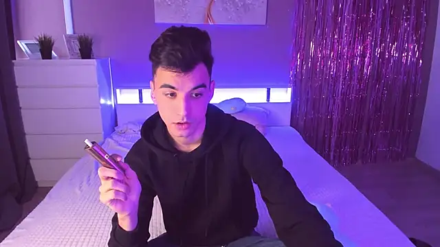 Slendy Knox online show from 17, 2, 2026