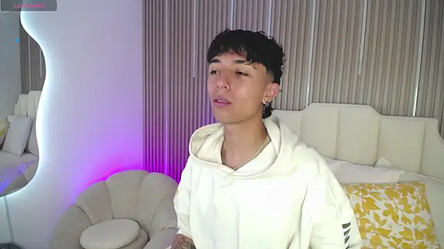 Aiden Rivers  online show from 26, 2, 2026