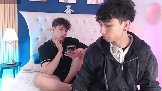 Snapshot of Aiden_Rivers_ chatting on 6, 5, 2026 Aiden Rivers online show from 6, 5, 2026