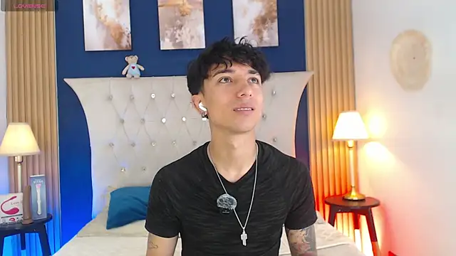 Snapshot of Aiden_Rivers_ chatting on 24, 7, 2026 Aiden Rivers online show from 24, 7, 2026