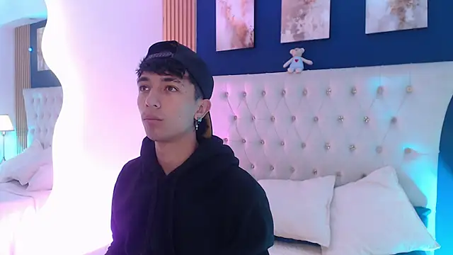 Aiden Rivers  online show from 3, 4, 2026