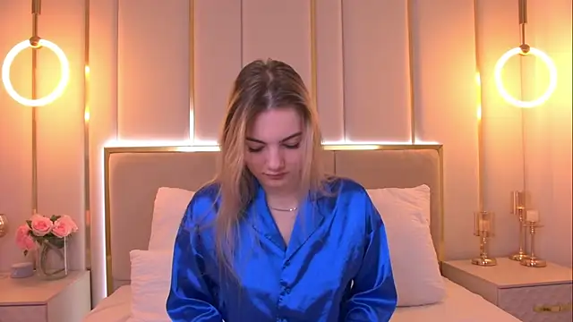 Sona Lavberi online show from 24, 4, 2026