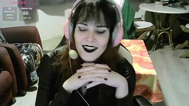 Samanteased online show from 17, 2, 2026