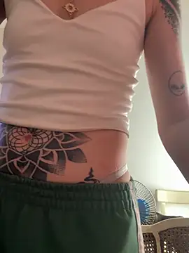 FrutillitaXX online show from 9, 4, 2026