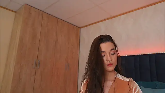 LucyDeLuca online show from 19, 3, 2026