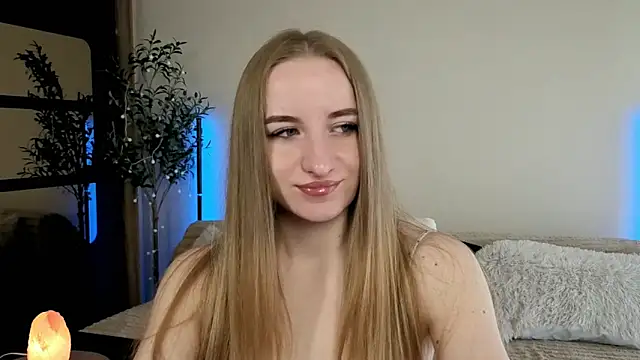 Oxy Foxie online show from 29, 5, 2026