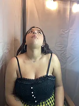 Midary pink online show from 3, 3, 2026