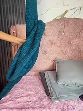 Aylin fire online show from 19, 4, 2026