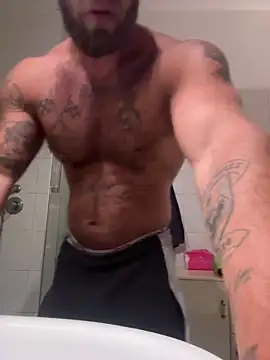 Snapshot of Tiziano94 chatting on 18, 5, 2026 Tiziano94 online show from 18, 5, 2026