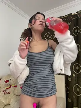 soffii-estrella online show from 17, 4, 2026